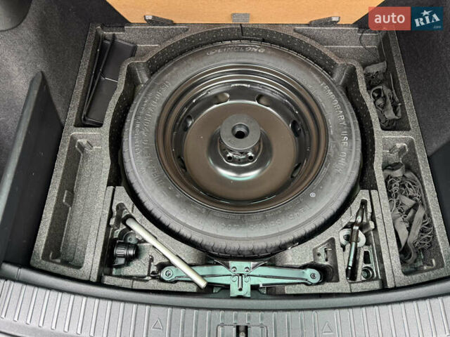 Шкода Kodiaq 2022 у Києві на Automoto.ua Сірий Шкода Kodiaq, об'ємом двигуна 2 л та пробігом 169 тис. км за 35999 $, фото 60 на Automoto.ua