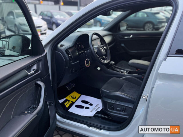 Серый Шкода Kodiaq, объемом двигателя 2 л и пробегом 34 тыс. км за 52500 $, фото 10 на Automoto.ua