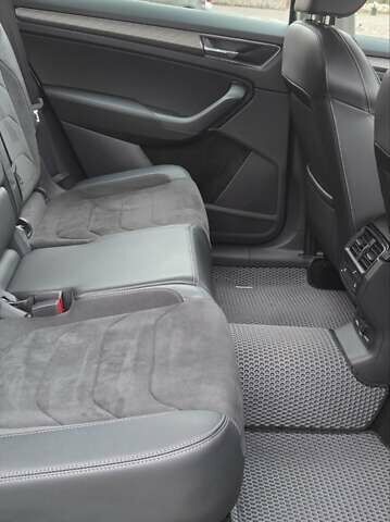 Сірий Шкода Kodiaq, об'ємом двигуна 2 л та пробігом 86 тис. км за 31900 $, фото 36 на Automoto.ua