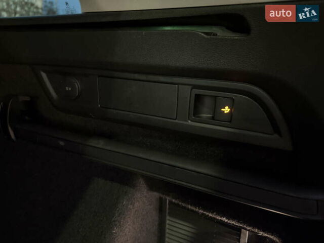 Серый Шкода Kodiaq, объемом двигателя 1.97 л и пробегом 259 тыс. км за 29499 $, фото 32 на Automoto.ua