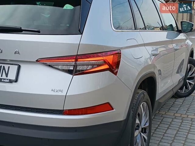 Серый Шкода Kodiaq, объемом двигателя 1.97 л и пробегом 106 тыс. км за 37799 $, фото 24 на Automoto.ua