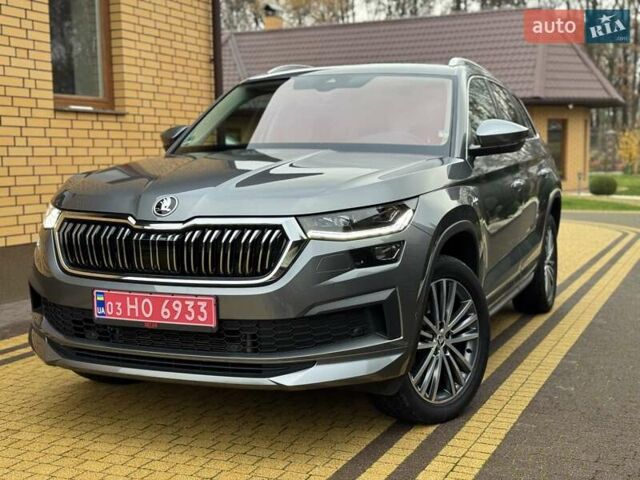 Серый Шкода Kodiaq, объемом двигателя 1.97 л и пробегом 83 тыс. км за 42900 $, фото 2 на Automoto.ua