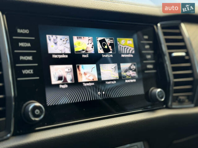Сірий Шкода Kodiaq, об'ємом двигуна 2 л та пробігом 48 тис. км за 35000 $, фото 25 на Automoto.ua