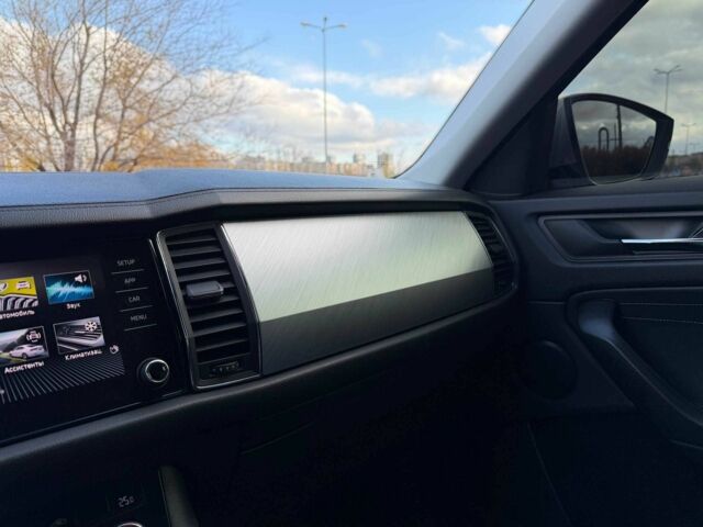 Серый Шкода Kodiaq, объемом двигателя 1.5 л и пробегом 80 тыс. км за 32000 $, фото 19 на Automoto.ua