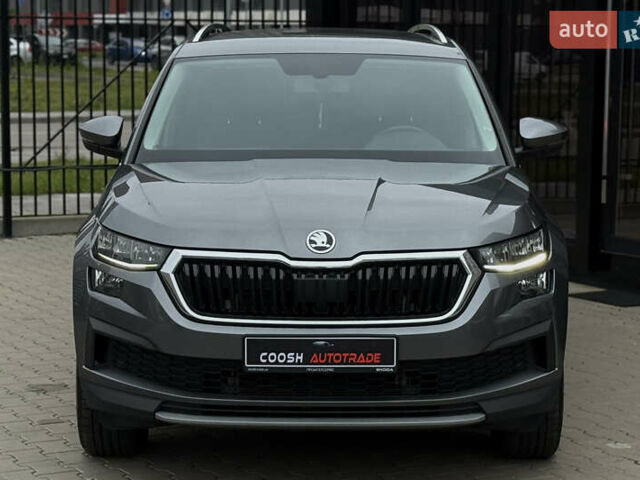 Серый Шкода Kodiaq, объемом двигателя 2 л и пробегом 67 тыс. км за 29999 $, фото 4 на Automoto.ua