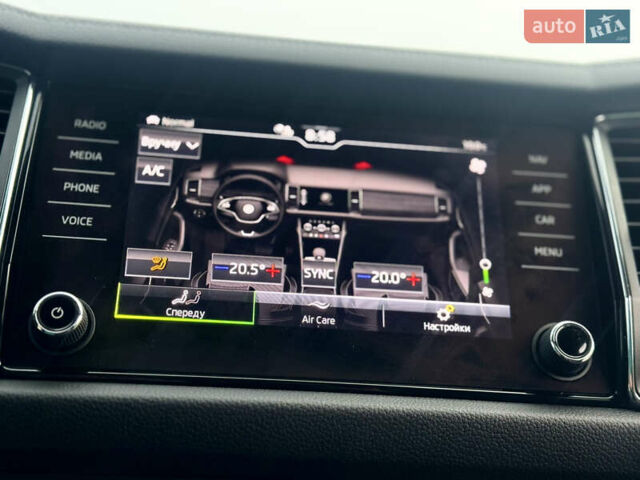Сірий Шкода Kodiaq, об'ємом двигуна 2 л та пробігом 220 тис. км за 31300 $, фото 66 на Automoto.ua