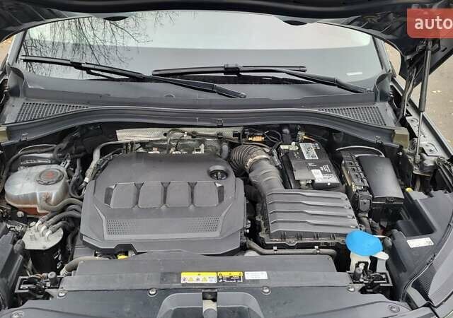 Серый Шкода Kodiaq, объемом двигателя 1.97 л и пробегом 150 тыс. км за 30500 $, фото 7 на Automoto.ua