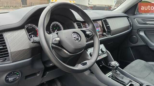 Сірий Шкода Kodiaq, об'ємом двигуна 2 л та пробігом 86 тис. км за 31900 $, фото 24 на Automoto.ua