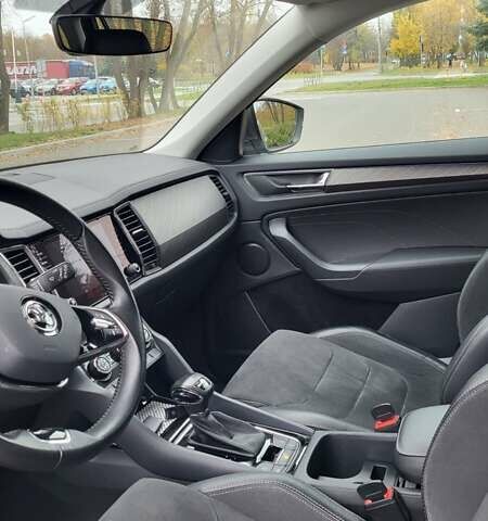 Серый Шкода Kodiaq, объемом двигателя 1.97 л и пробегом 150 тыс. км за 30500 $, фото 8 на Automoto.ua