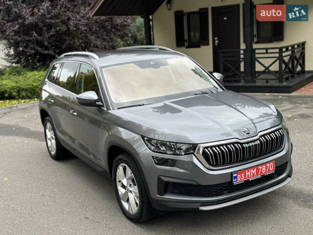 Шкода Kodiaq 2022 у Києві на Automoto.ua Сірий Шкода Kodiaq, об'ємом двигуна 2 л та пробігом 169 тис. км за 35999 $, фото 20 на Automoto.ua