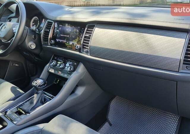 Серый Шкода Kodiaq, объемом двигателя 2 л и пробегом 86 тыс. км за 33700 $, фото 37 на Automoto.ua