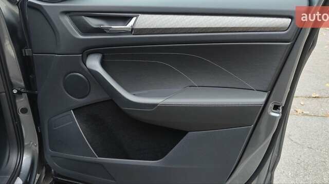 Сірий Шкода Kodiaq, об'ємом двигуна 2 л та пробігом 86 тис. км за 31900 $, фото 43 на Automoto.ua