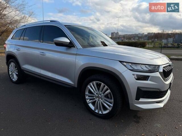 Серый Шкода Kodiaq, объемом двигателя 1.5 л и пробегом 80 тыс. км за 32000 $, фото 17 на Automoto.ua