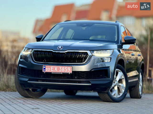 Сірий Шкода Kodiaq, об'ємом двигуна 2 л та пробігом 220 тис. км за 31200 $, фото 2 на Automoto.ua