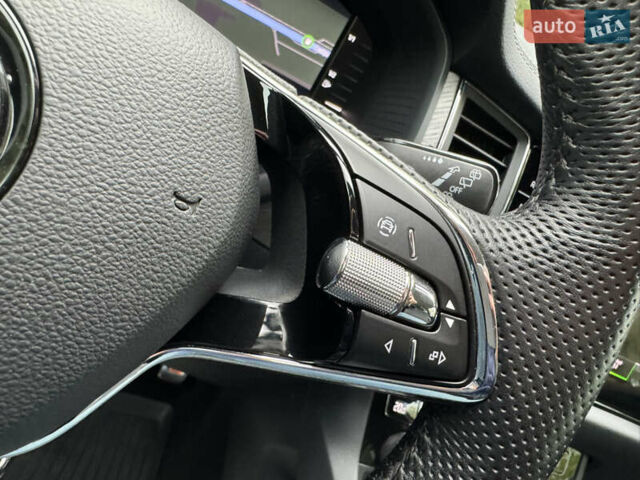 Шкода Kodiaq 2022 у Києві на Automoto.ua Сірий Шкода Kodiaq, об'ємом двигуна 2 л та пробігом 169 тис. км за 35999 $, фото 80 на Automoto.ua
