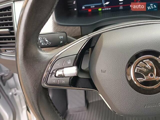 Серый Шкода Kodiaq, объемом двигателя 1.97 л и пробегом 106 тыс. км за 37700 $, фото 73 на Automoto.ua