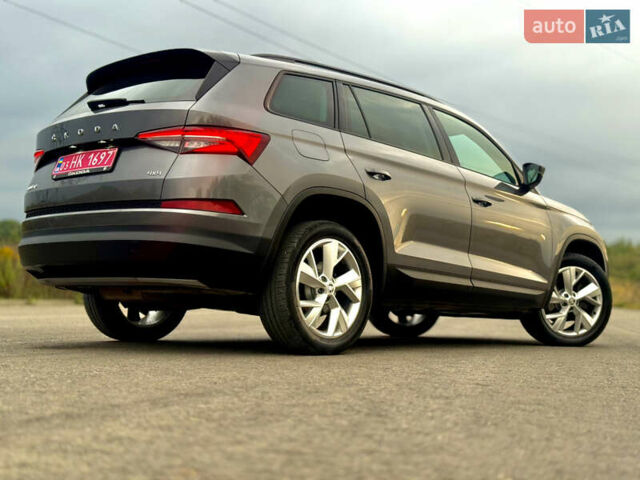 Сірий Шкода Kodiaq, об'ємом двигуна 2 л та пробігом 220 тис. км за 31300 $, фото 34 на Automoto.ua