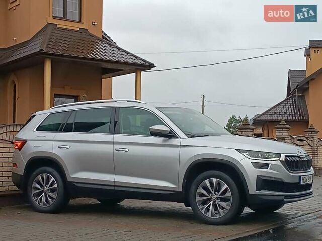 Серый Шкода Kodiaq, объемом двигателя 1.97 л и пробегом 106 тыс. км за 37700 $, фото 9 на Automoto.ua