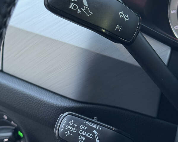 Сірий Шкода Kodiaq, об'ємом двигуна 2 л та пробігом 220 тис. км за 31200 $, фото 73 на Automoto.ua