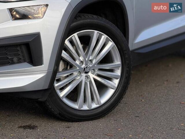 Серый Шкода Kodiaq, объемом двигателя 1.5 л и пробегом 80 тыс. км за 32000 $, фото 3 на Automoto.ua