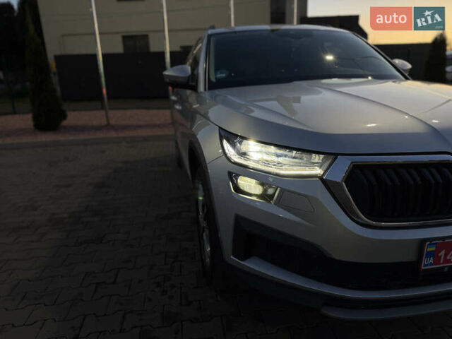 Серый Шкода Kodiaq, объемом двигателя 1.97 л и пробегом 259 тыс. км за 29499 $, фото 10 на Automoto.ua