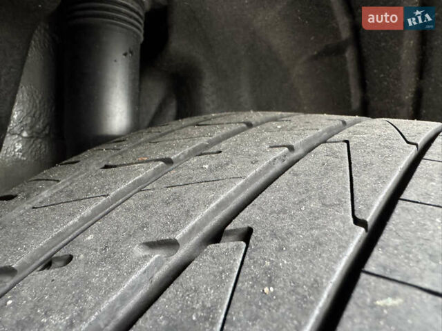 Шкода Kodiaq 2022 у Києві на Automoto.ua Сірий Шкода Kodiaq, об'ємом двигуна 2 л та пробігом 169 тис. км за 35999 $, фото 27 на Automoto.ua