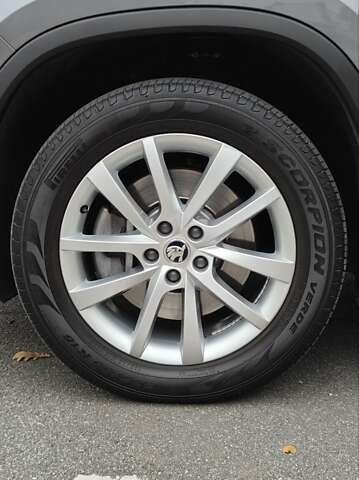 Сірий Шкода Kodiaq, об'ємом двигуна 2 л та пробігом 86 тис. км за 31900 $, фото 15 на Automoto.ua