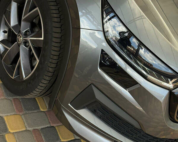 Серый Шкода Kodiaq, объемом двигателя 1.97 л и пробегом 90 тыс. км за 42000 $, фото 2 на Automoto.ua