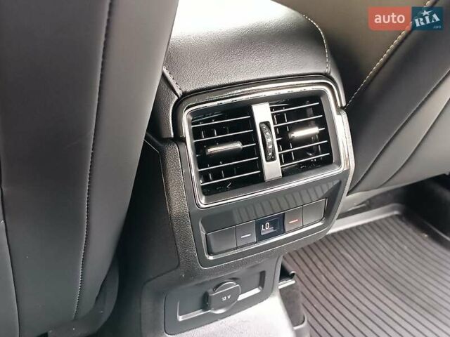 Серый Шкода Kodiaq, объемом двигателя 1.97 л и пробегом 106 тыс. км за 37950 $, фото 52 на Automoto.ua
