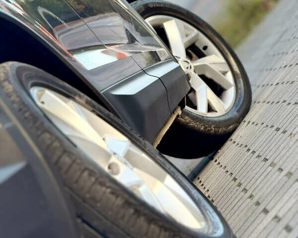 Сірий Шкода Kodiaq, об'ємом двигуна 2 л та пробігом 220 тис. км за 31200 $, фото 43 на Automoto.ua