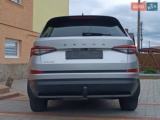 Серый Шкода Kodiaq, объемом двигателя 1.97 л и пробегом 106 тыс. км за 37950 $, фото 18 на Automoto.ua