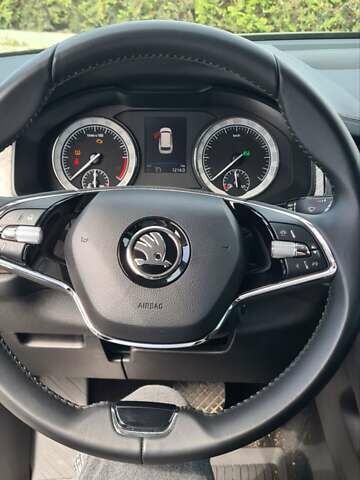 Серый Шкода Kodiaq, объемом двигателя 1.97 л и пробегом 75 тыс. км за 37999 $, фото 8 на Automoto.ua