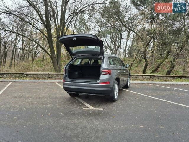 Серый Шкода Kodiaq, объемом двигателя 1.97 л и пробегом 151 тыс. км за 31500 $, фото 10 на Automoto.ua