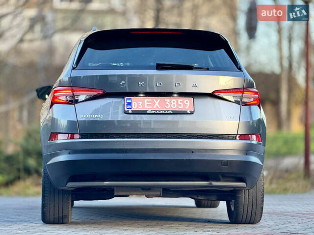 Сірий Шкода Kodiaq, об'ємом двигуна 2 л та пробігом 220 тис. км за 31200 $, фото 54 на Automoto.ua