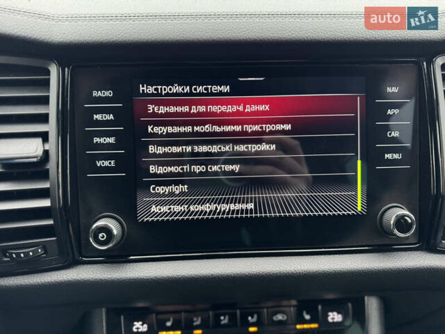 Серый Шкода Kodiaq, объемом двигателя 1.97 л и пробегом 181 тыс. км за 35500 $, фото 73 на Automoto.ua