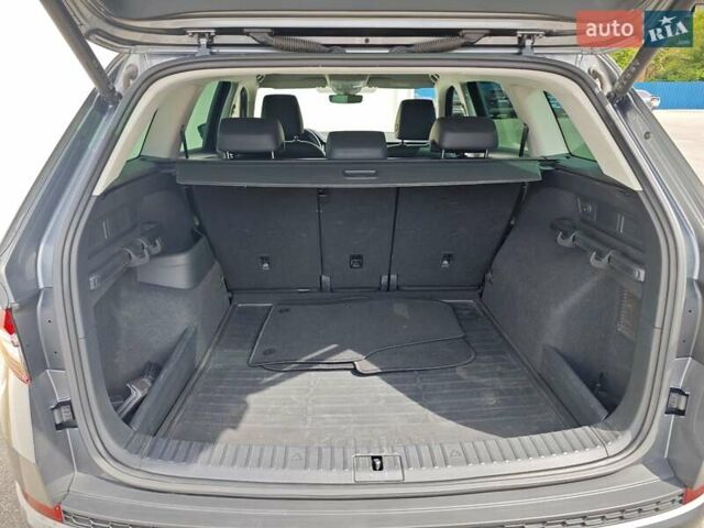 Сірий Шкода Kodiaq, об'ємом двигуна 1.97 л та пробігом 50 тис. км за 42189 $, фото 21 на Automoto.ua