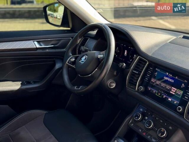 Серый Шкода Kodiaq, объемом двигателя 1.97 л и пробегом 165 тыс. км за 35200 $, фото 16 на Automoto.ua