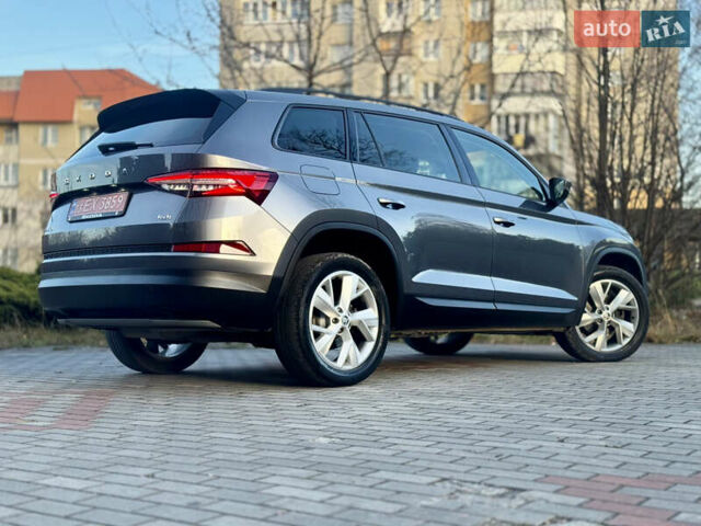 Сірий Шкода Kodiaq, об'ємом двигуна 2 л та пробігом 220 тис. км за 31200 $, фото 40 на Automoto.ua