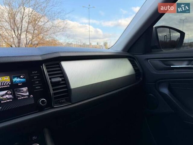 Серый Шкода Kodiaq, объемом двигателя 1.5 л и пробегом 80 тыс. км за 32000 $, фото 68 на Automoto.ua