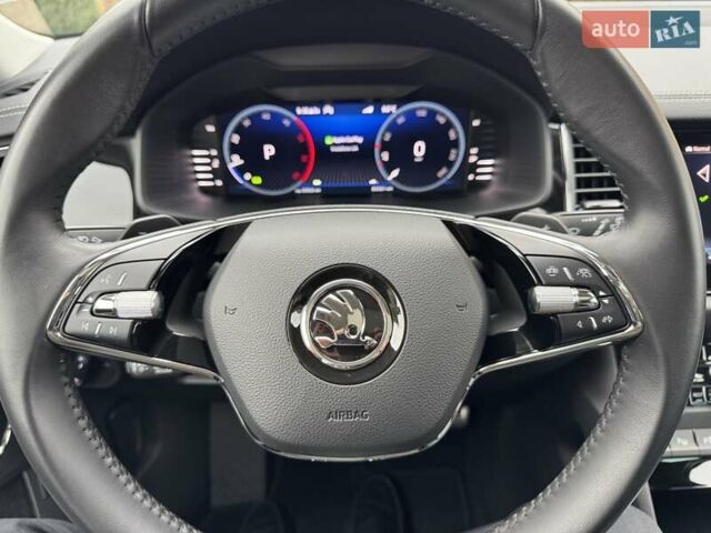 Серый Шкода Kodiaq, объемом двигателя 1.97 л и пробегом 83 тыс. км за 42900 $, фото 53 на Automoto.ua