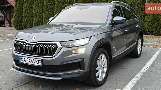 Сірий Шкода Kodiaq, об'ємом двигуна 2 л та пробігом 86 тис. км за 31900 $, фото 4 на Automoto.ua