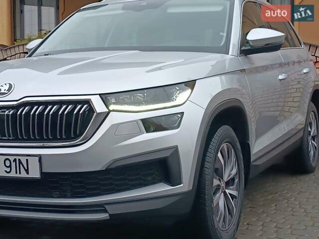 Серый Шкода Kodiaq, объемом двигателя 1.97 л и пробегом 106 тыс. км за 37700 $, фото 15 на Automoto.ua