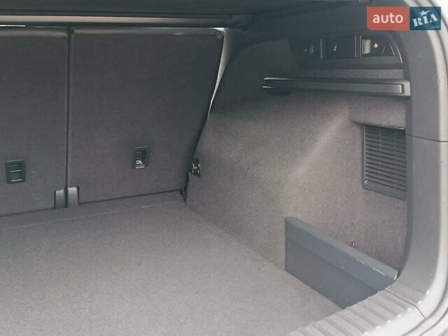 Серый Шкода Kodiaq, объемом двигателя 1.97 л и пробегом 106 тыс. км за 37950 $, фото 57 на Automoto.ua