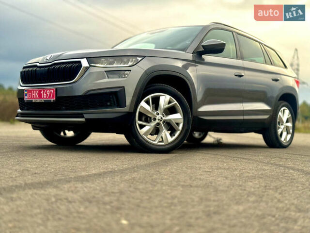Сірий Шкода Kodiaq, об'ємом двигуна 2 л та пробігом 220 тис. км за 31300 $, фото 7 на Automoto.ua