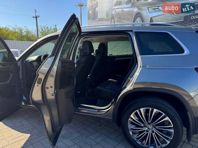 Серый Шкода Kodiaq, объемом двигателя 1.97 л и пробегом 165 тыс. км за 35200 $, фото 15 на Automoto.ua