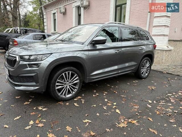 Серый Шкода Kodiaq, объемом двигателя 1.98 л и пробегом 151 тыс. км за 29300 $, фото 2 на Automoto.ua