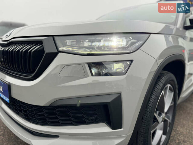 Серый Шкода Kodiaq, объемом двигателя 1.97 л и пробегом 181 тыс. км за 35500 $, фото 41 на Automoto.ua
