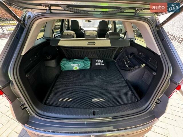Серый Шкода Kodiaq, объемом двигателя 1.97 л и пробегом 165 тыс. км за 35200 $, фото 29 на Automoto.ua