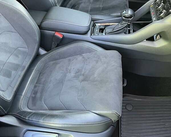 Серый Шкода Kodiaq, объемом двигателя 1.97 л и пробегом 90 тыс. км за 35500 $, фото 16 на Automoto.ua