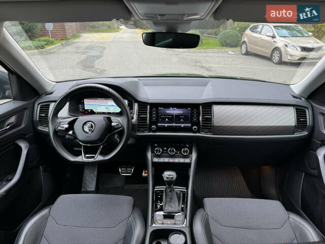 Шкода Kodiaq 2022 у Києві на Automoto.ua Сірий Шкода Kodiaq, об'ємом двигуна 2 л та пробігом 169 тис. км за 35999 $, фото 68 на Automoto.ua